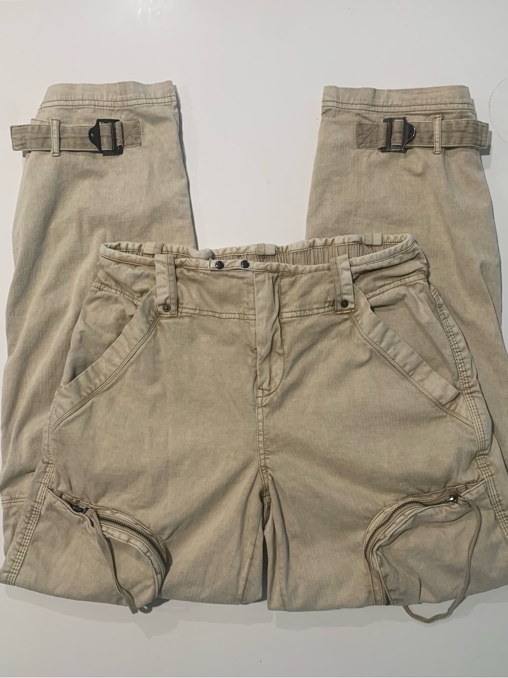 We The Free Can’t Compare Slouch Khaki Cargo Utility Pants Streetwear Gorpcore S - Picture 5 of 16